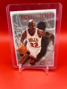 Michael Jordan Fleer Ultra # 143 - Imagen 1 de 1