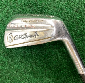 Spalding Robt T Jones Jr Syncro Stroke Registered 7 iron steel step shaft RH - Picture 1 of 9