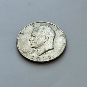 1971 Eisenhower Silver Dollar Coin - Picture 1 of 8