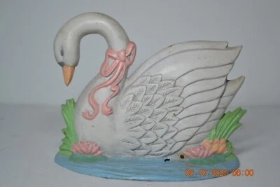 Cisne blanco de hierro fundido MidWest Imports de colección con tope de puerta de cinta rosa Foto 1 de 4