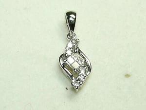 18k White Gold Diamond Pendant  D.0.19ct tw SI1-H  11-MPCK ( CLOSE STORE ) - Imagen 1 de 3