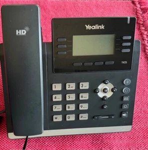 Yealink SIP-T42S Corded IP Phone Black (used) - Photo 1/4