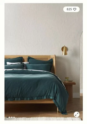 Funda nórdica Anthropologie King bordada mezcla de lino verde azulado Foto 1 de 4