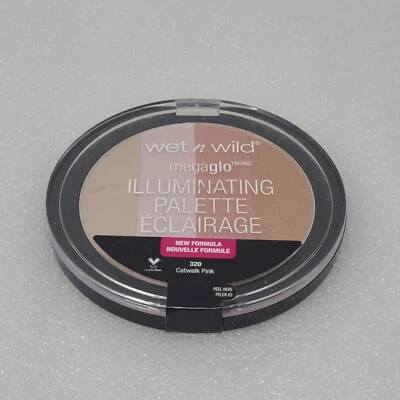Wet n Wild MegaGlo Illuminating Palette Catwalk Pink Shimmer 320 - Image 1 of 2