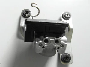 Suzuki GSX R 33814oz7 L8 L9 Original ABS Control Unit Module - Picture 1 of 1