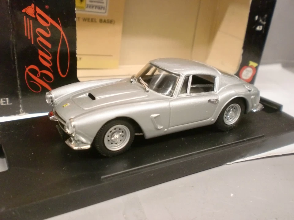 BANG 1/43 - FERRARI 250 SWB STRADALE - art. 7076 - Immagine 1 di 3