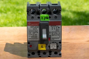 GE Spectra RMS  SELA24AT0100 100 Amp Circuit Breaker 2 Pole  #1 - Picture 1 of 4