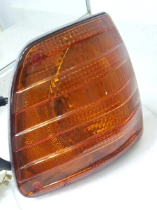 MERCEDES  W-116 CARS LEFT FRONT TURN SIGNAL #1305233005 + WIRE HARNESS - Bild 1 von 18