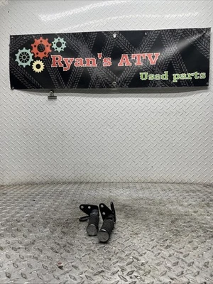 Juego de estriberas traseras para pasajero Yamaha V Star XVS 650 98-08 par Foto 1 de 4