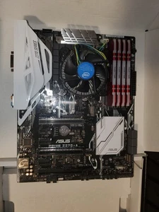 Mainboard, CPU, RAM, & WLAN Karte. Kombi, Konvolut. - Bild 1 von 7