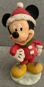 Mickey Mouse Navidad Estatua Figura Papá Noel Traje 9" - Imagen 1 de 5