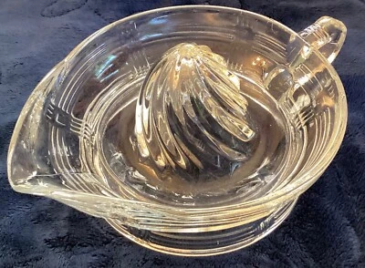 Hasel-Atlas klare Zitruspresse Reibahle mit Griff und Ausgießer, Kreuzglas - Bild 1 von 4