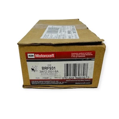 Kit de pastillas de freno delanteras Ford 3W7Z-2001-BA BRF931 para Crown Victoria 2003-2011 Foto 1 de 3