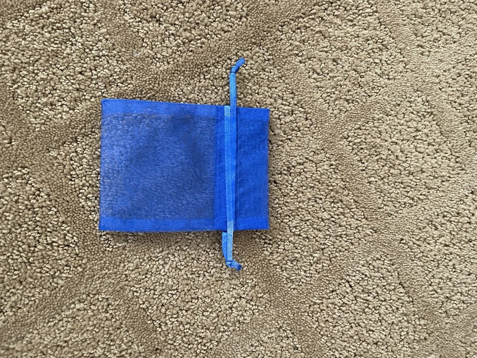 Bolsos Favor Boda, vienen en azul, rojo y blanco. 10 piezas por compra Foto 1 de 1