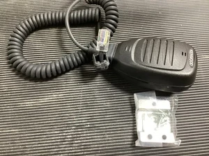 Kenwood KMC-35 mikrofon głośnikowy z uchwytem montażowym - używany, otwarty box - Zdjęcie 1 z 5