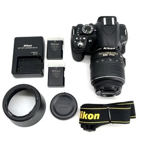 Nikon D3100 Digitale Spiegelreflexkamera AF-S 18-55mm F/3.5-5.6 G VR Urlaub Weihnachten - Bild 1 von 8