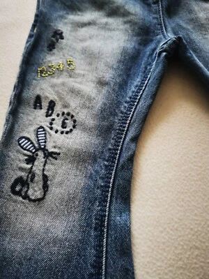 NEXT Baby Girl Pantalones de mezclilla, 1 1/2 - 2 años, usados en muy buen estado. Foto 1 de 4