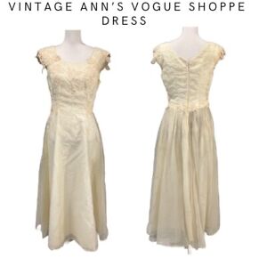 Vintage Ann’s Vogue Shoppe Brocade & Sequin Dress| Women's Cream Dress|Size S/M