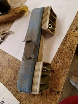 Corvair 1963 base de reposabrazos de 2 puertas Foto 1 de 4