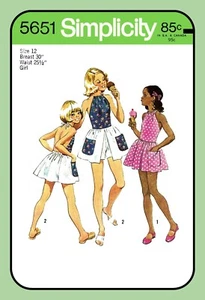 Mädchen Neckholder Kleid Muster mit Minikleid Shorts Simplicity 5651 Vintage 1973 Größe 12 - Bild 1 von 6