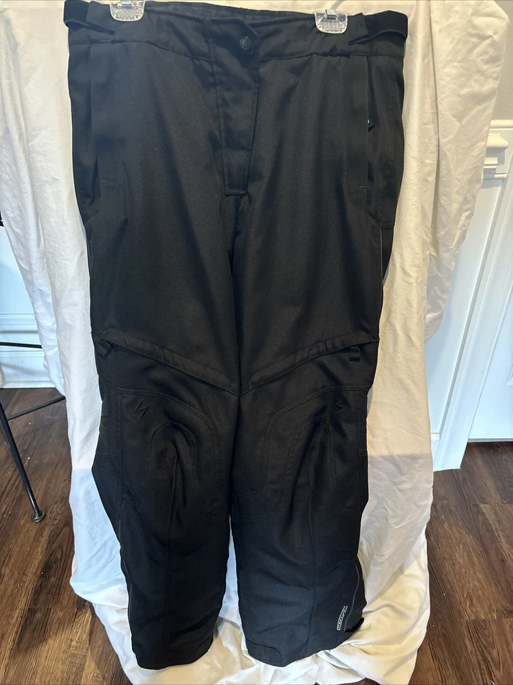 Calça preta para motocicleta Scorpion EXO Medina RN # 36316 tamanho grande com forro em excelente estado usado - Imagem 1 de 4