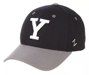 CAPPELLO BULLDOGS UNIVERSITY NCAA COMPETITOR STRAPBACK ZEPHYR 2 TONI NUOVO! - Foto 1 di 7