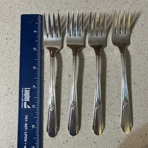 Wm. Rogers Memory Hiawatha Flatware 4 Salad Forks 6 1/2” Silverplate 1937 - Picture 1 of 6