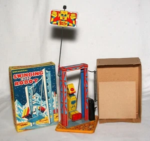 YONE, RARE ORIGINAL "MECHANICAL SWINGING BABY ROBOT", IN ORIGINAL EXCELLENT BOX! - Picture 1 of 18