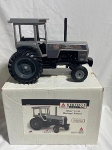 Scale Models 2017 Heritage Collector Ed White Field Boss 2-135 Tractor, 1/16 NIB - Picture 1 of 6