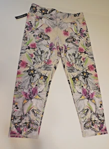 New Evolution and Creation Women's cropped floral & butterfly graphic leggings L - Picture 1 of 6