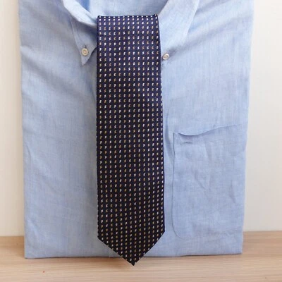 Vestido Corbata Para Hombre ARA Azul Geo Doble Tablero Tejido Seda Azul Marino URBANO TRADICIONAL Foto 1 de 4