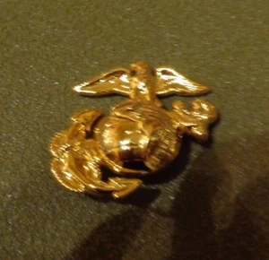 US MARINE CORPS EINGETRAGENE KAPPE EMBLEM, ADLERGLOBUS UND ANKER, SCHRAUBE RÜCKSEITE - Bild 1 von 1