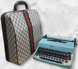 Olivetti Vintage Typewriter with GUCCI Logo Case Italian Design 1982 - Picture 1 of 20