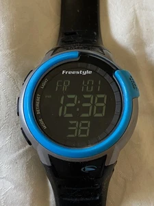 Freestyle 100m Taucheruhr Mariner FS84898 A126-13 Neu Batt Digital Blau - Bild 1 von 11