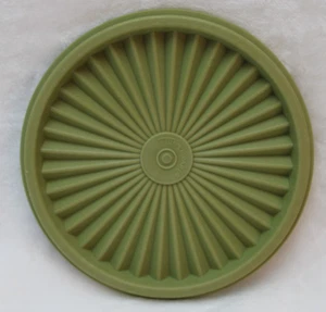 Vintage Tupperware Ersatzdeckel Starburst Servier 810-8 grün 5 7/8 Zoll Rnd - Bild 1 von 4