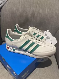 Herren Adidas Kegler Super'Italia' off weiß/grün Größe 11 UK BRANDNEU MIT ETIKETT - Bild 1 von 5
