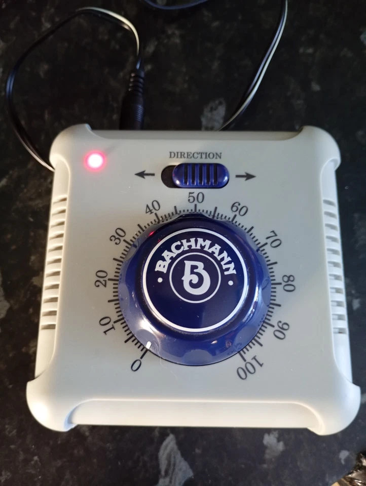 Bachmann 5 Speed Controller And Adapter  - Image 1 of 2