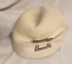 Roy Halston Rhinestone And Wool Cloche Hat Circa 1960's - Picture 1 of 5