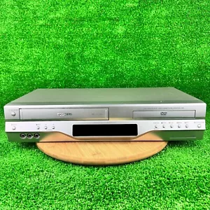 Toshiba SD-V393SU2 DVD VCR Combo Player VHS Bandrecorder keine Fernbedienung getestet - Bild 1 von 9