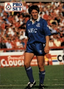 1991-92 Pro Set England #34 Peter Beardsley - Picture 1 of 2