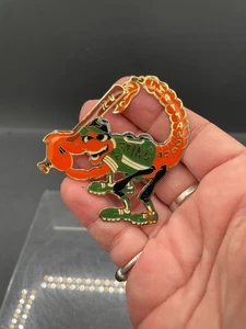 Prendedor de softbol lanzamiento rápido Chattanooga TN Sting Girls 2000 espalda escorpión - Imagen 1 de 4