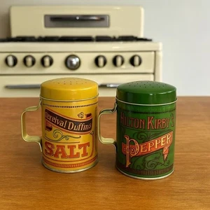 Vintage Tin Can Salt & Pepper Shaker Set with Handles Jumbo 4 Inch Retro Kitchen - Picture 1 of 8