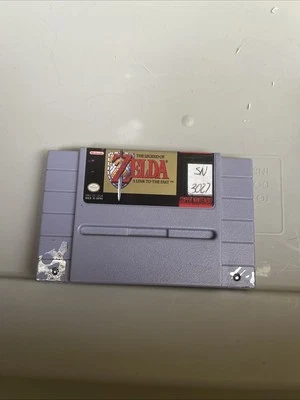 The Legend of Zelda: A Link to the Past (Nintendo SNES, 1992) - Image 1 of 3