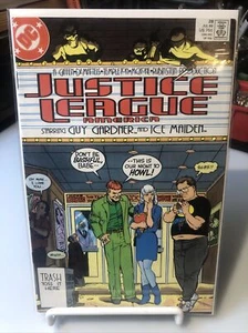 DC Comics Justice League America #28 July 1989 - Picture 1 of 7