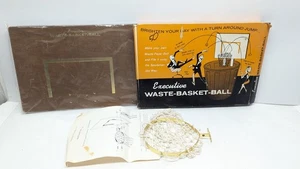 RARO De colección 1960s 1963 Aro de Baloncesto Borde Trasero Juguete Para Desechos de Bote de Basura - Imagen 1 de 11