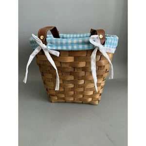 Small Country Farmhouse Style Blue Gingham Lined Basket W/ Handles 9x10x8 - Picture 1 of 6
