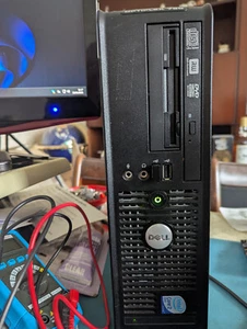 DELL DESKTOP PC WINDOWS 11 - Picture 1 of 5