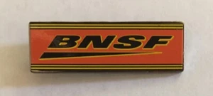 Eisenbahnmütze-Reversnadel/Tac-Burlington Northern Santa Fe (BNSF) orange #1743-NEU - Bild 1 von 1