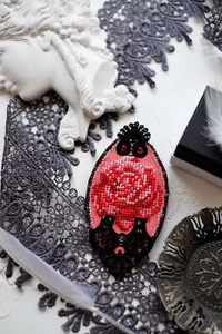 DIY Jewelry making kit "Passion", Seed beaded brooch, Bead Embroidery Kit - Picture 1 of 6