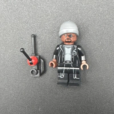 LEGO Nick Fury Minifigure Marvel Avengers 76196 Holiday Advent Calendar 2021 - Image 1 of 2